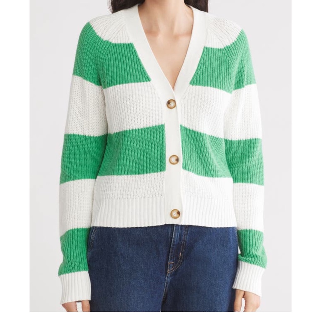 NWT Design 365 button down cardigan size M.